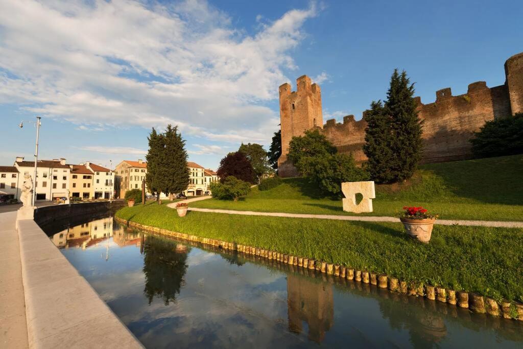 Intero Alloggio A Castelfranco Veneto Buitenkant foto